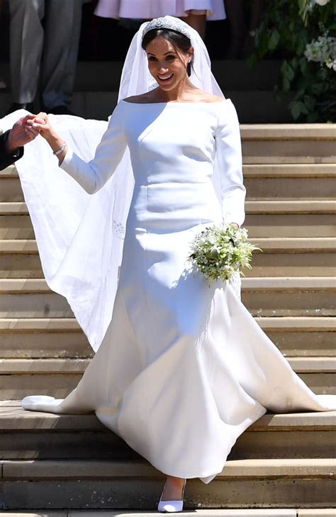 meghan markle wedding dress details